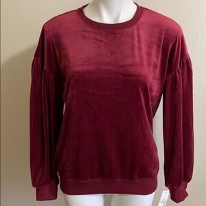 GILLIGAN & O’MALLEY  burgundy velvet sleep top S